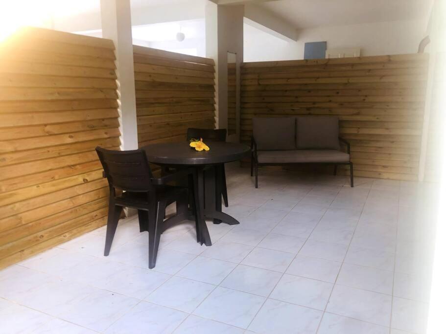 Studio Cosy Avec Piscine Saint-Joseph Εξωτερικό φωτογραφία